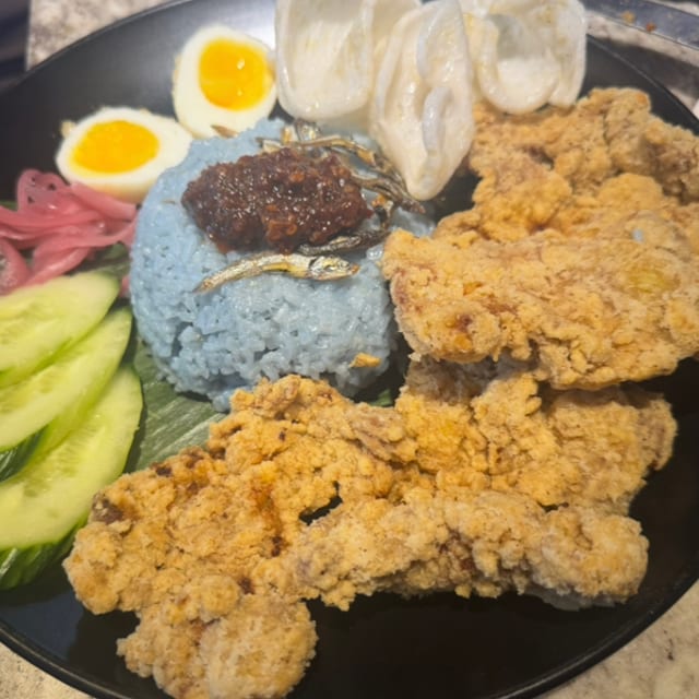 Nasi Lemak Ayam.